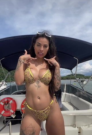 1. Sweetie Pamella Fuego Shows Cleavage in Leopard Bikini on a Boat