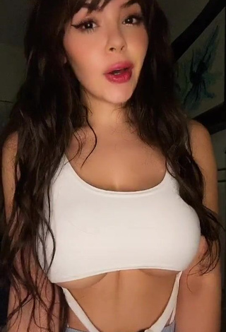 1. Sweet Danyan Cat in Cute White Crop Top and Bouncing Boobs (Underboob)