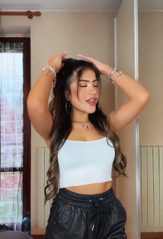 3. Erotic Cassandra Tejada in White Crop Top