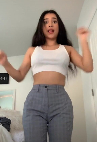 Erotic DamnitsLunaa in White Crop Top