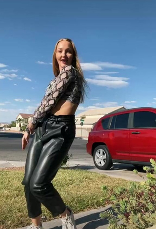 Sweet Bailey McManus in Cute Snake Print Crop Top