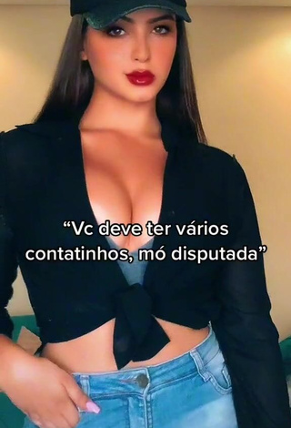 2. Cute Isa Pinheiro Shows Cleavage in Black Crop Top