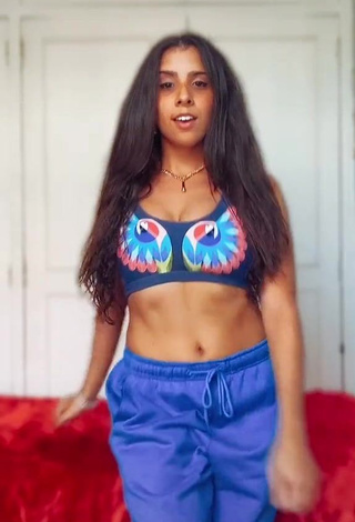 1. Erotic Ju Muniz Shows Cleavage in Crop Top