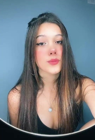 1. Erotic Justina Castro Shows Cleavage