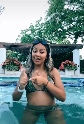 3. Irresistible Kenna Mo Shows Cleavage in Snake Print Bikini Top at the Pool
