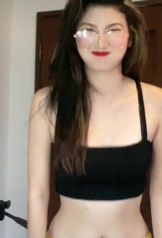 1. Sweetie Miya Maeda Shows Cleavage in Black Crop Top