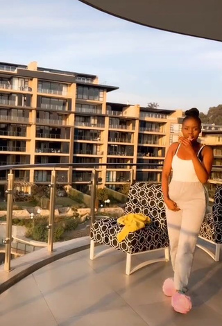 1. Erotic mpho pink Shows Cleavage in White Top