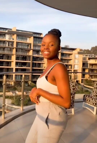 3. Erotic mpho pink Shows Cleavage in White Top