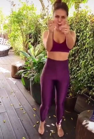 3. Irresistible Paloma Bernardi in Leggings