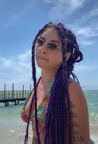 1. Erotic Paulina Usuga Shows Butt in the Sea