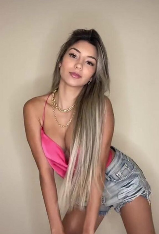 1. Erotic Raffaela Souza Shows Nipples