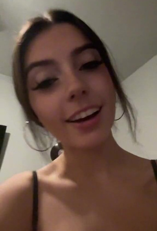 1. Captivating Ryder Mccrann Shows Cleavage
