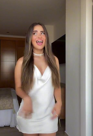 1. Hot Valeria Monerri Shows Cleavage in White Dress