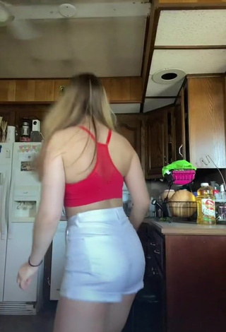 1. Erotic Caitlyn Cohen in Red Crop Top