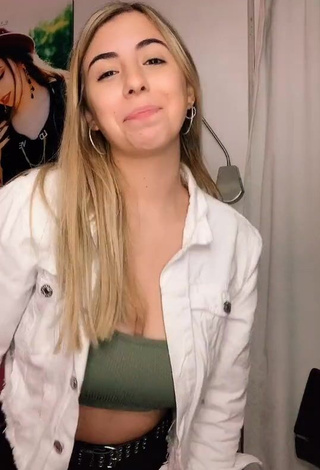 Captivating Dany Consoli Shows Cleavage in Green Crop Top and Bouncing Boobs