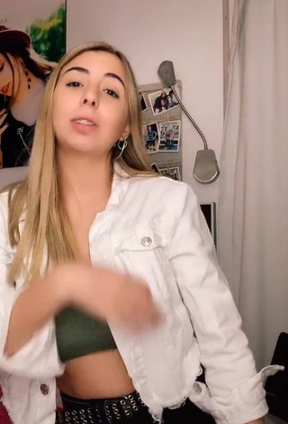 3. Captivating Dany Consoli Shows Cleavage in Green Crop Top and Bouncing Boobs