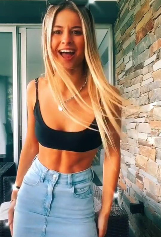 3. Cute Emiestoco Shows Cleavage in Black Crop Top