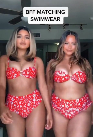 1. Breathtaking Gabriela Bandy Shows Cleavage in Bikini and Bouncing Boobs
