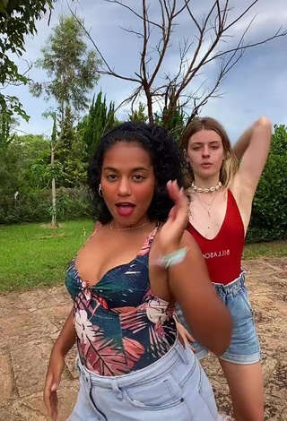 3. Erotic Paloma Souza in Shorts and Bouncing Boobs