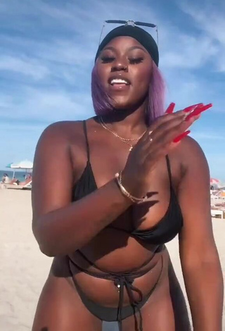 1. Pretty Skaibeauty Shows Cleavage in Black Bikini at the Beach and Bouncing Breasts