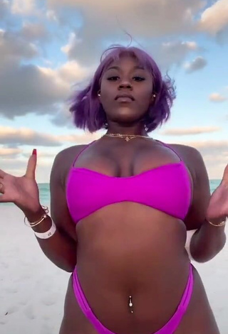 Magnetic Skaibeauty Shows Cleavage in Appealing Pink Bikini at the Beach and Bouncing Boobs