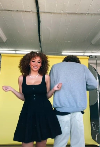 3. Cute Talia Jackson Shows Cleavage in Black Dress and Bouncing Tits