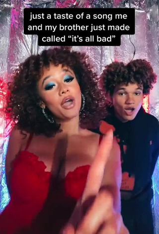 1. Amazing Talia Jackson Shows Cleavage in Hot Red Dress