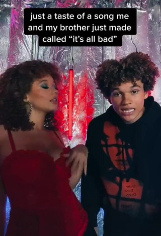 3. Amazing Talia Jackson Shows Cleavage in Hot Red Dress