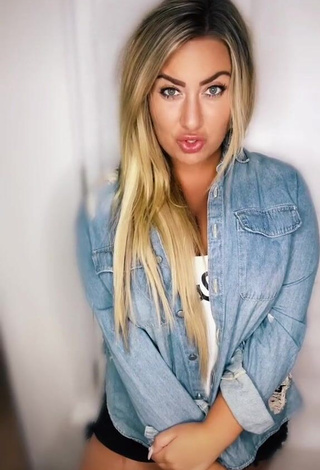 ashzash (@ashzash) - Porn Videos from TikTok