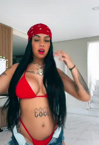 1. Irresistible Nathi Rodrigues Shows Cleavage in Red Bikini