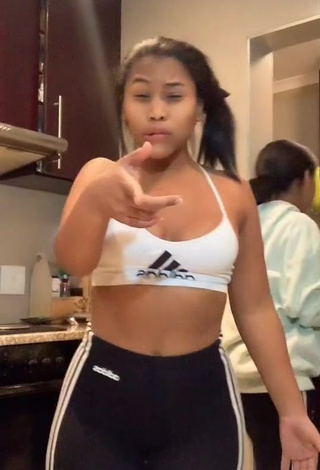1. Amazing Lluvia Faye Shows Big Butt