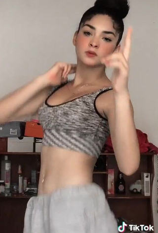 3. Beautiful Paola del Castillo Shows Cleavage in Sexy Crop Top