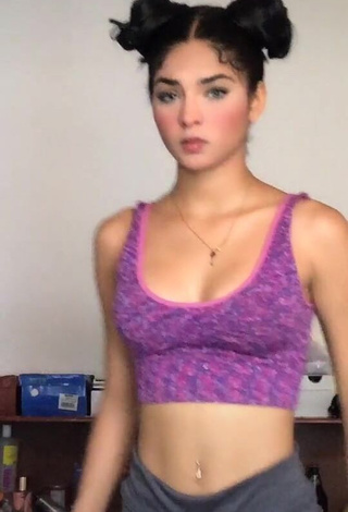 1. Captivating Paola del Castillo Shows Cleavage in Crop Top