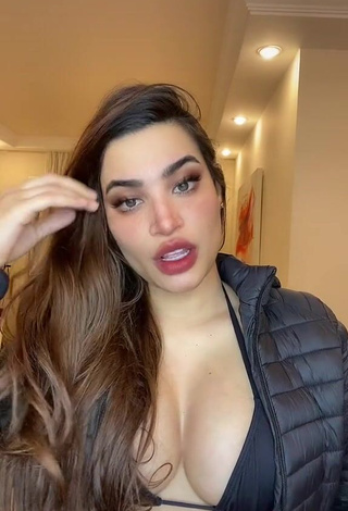 3. Erotic Raissa Barbosa Shows Cleavage in Black Bikini Top