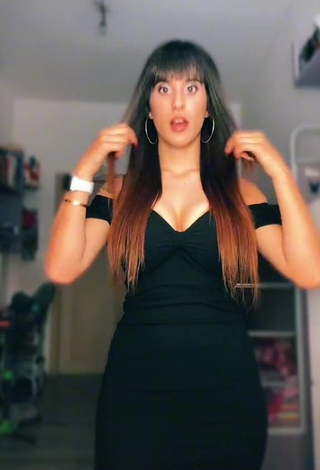 1. Breathtaking Alice Iori Shows Cleavage in Black Dress