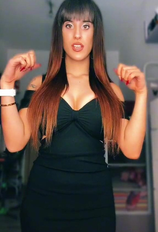 Breathtaking Alice Iori Shows Cleavage in Black Dress