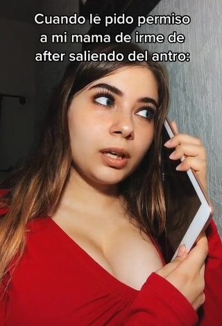 Yami Demonstrates Sweet Cleavage