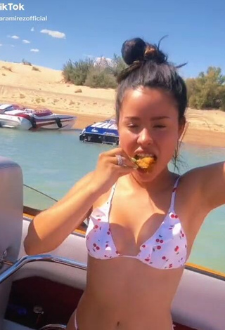 1. Erotic Cierra Ramirez Shows Cleavage in Bikini