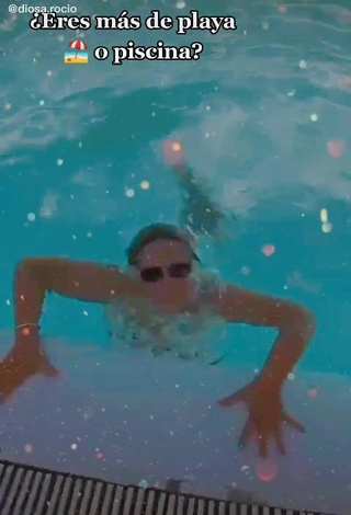 3. Erotic Diosa Rocío in Black Bikini at the Swimming Pool