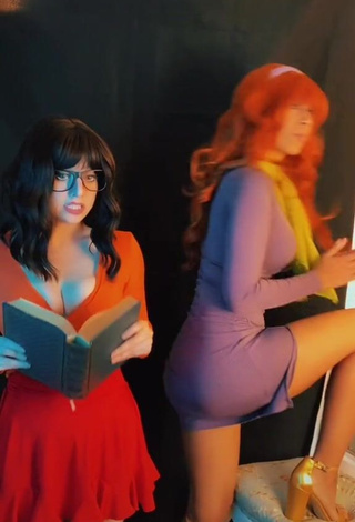 3. Erotic Hauntedhostess Shows Butt
