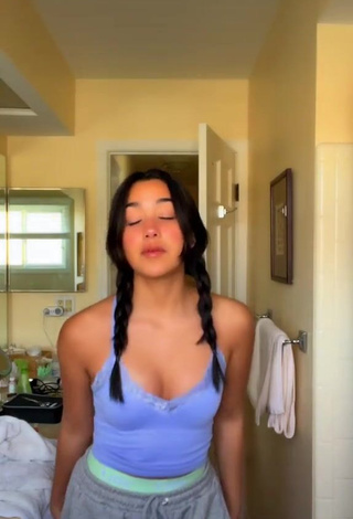 1. Wonderful Karina Prieto Shows Cleavage in Blue Crop Top and Bouncing Breasts
