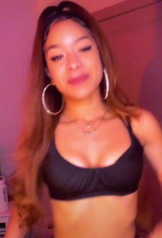 Lanii Kay Looks Sweet in Black Crop Top