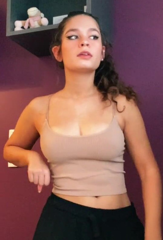 Hot Margaux Letellier Shows Cleavage in Beige Crop Top and Bouncing Boobs