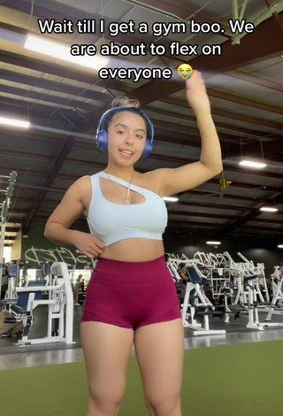 3. Irresistible Priscila Montoya Shows Cleavage in White Sport Bra in the Sports Club