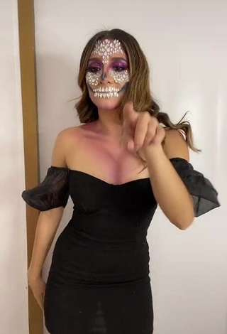 Hottie Sam Espinosa Osuna Shows Cleavage in Black Dress