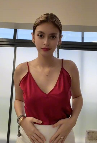 1. Erotic Yvonne Aresu in Red Top