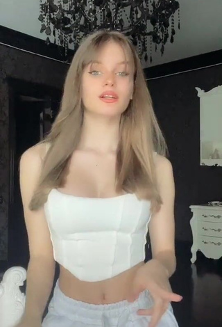 3. Beautiful Belen Kasacı Shows Cleavage in Sexy White Crop Top