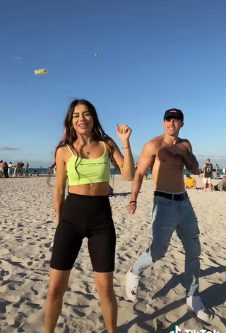 3. Irresistible Ezgi Gizem Akdogan in Lime Green Crop Top at the Beach