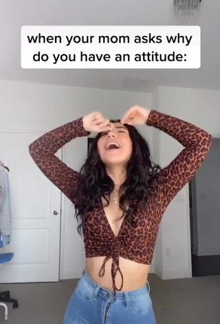 3. Captivating Jazlyn G Shows Cleavage in Leopard Crop Top