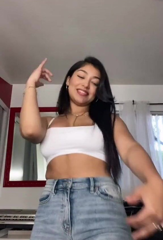 3. Irresistible Jackie Ybarra Braless and Bouncing Tits